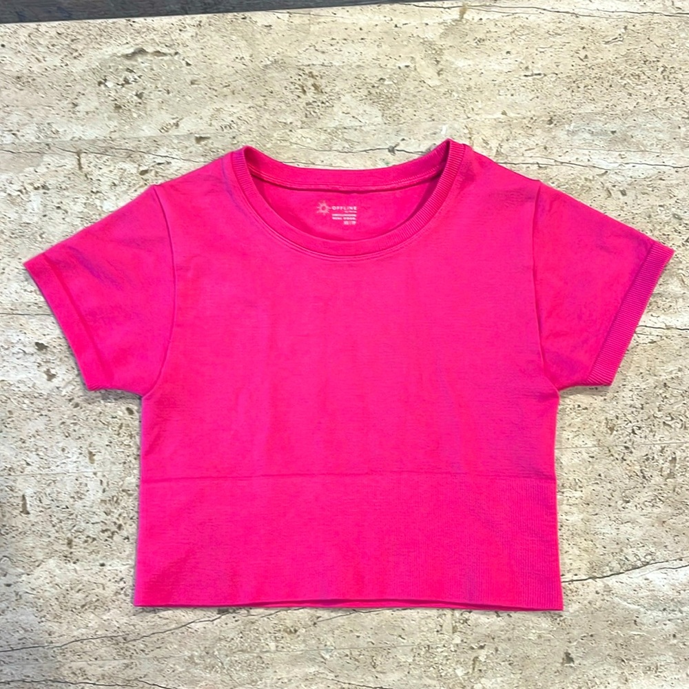 OFFLINE by Aerie. Pink top. XS.